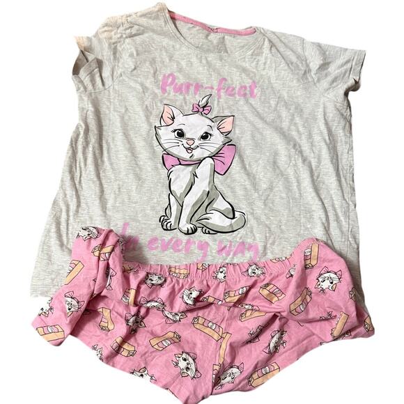 Disney Marie “Purr-fect in Every Way” Pajama Set Short Sleeve Tee & Shorts XL - Picture 2 of 3